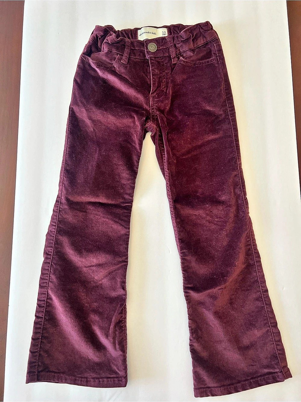Abercrombie Kids Girls 5/6 short Burgandy velvet Pants